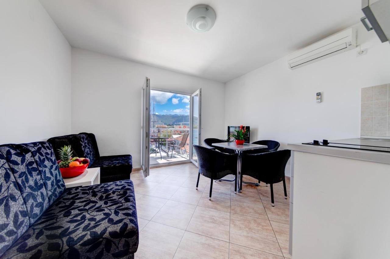 Apartments Tamaris Tivat Buitenkant foto