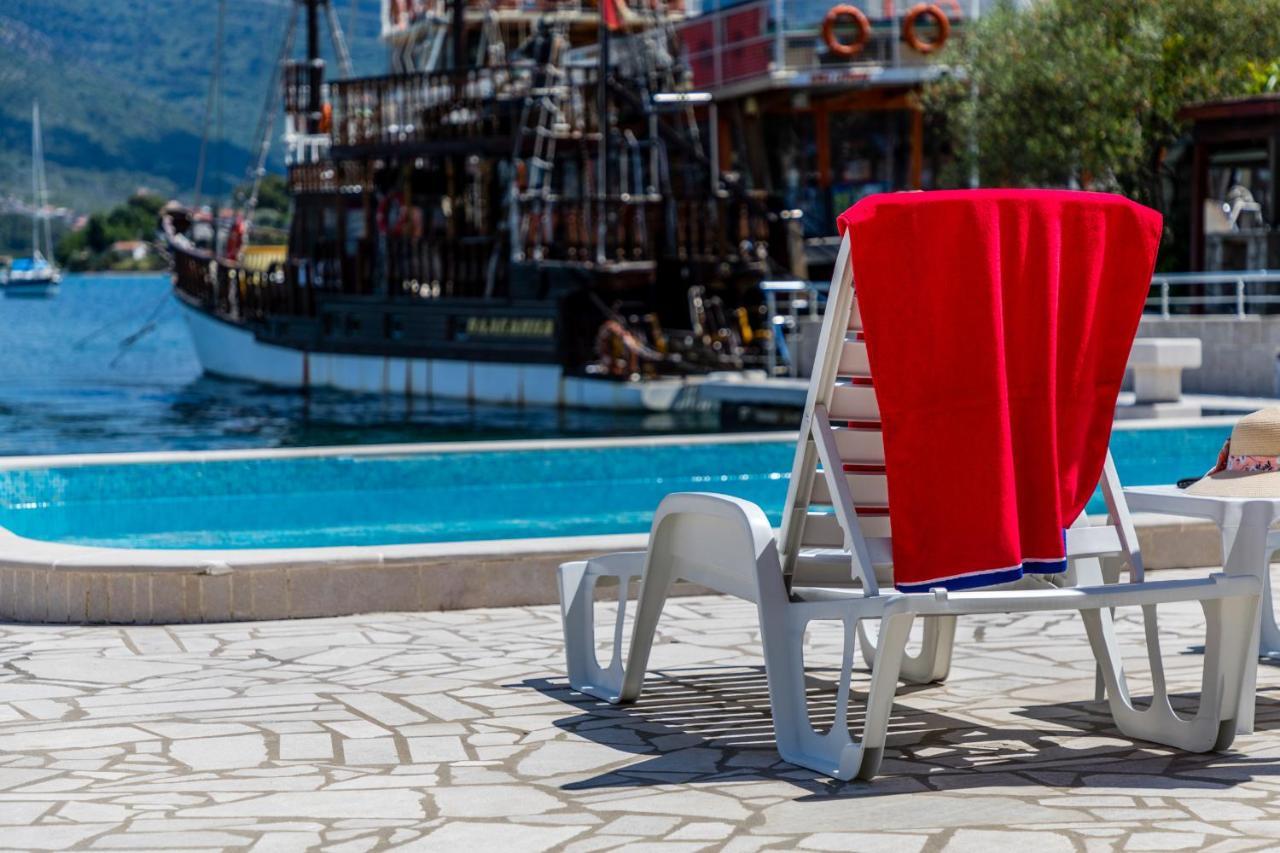 Apartments Tamaris Tivat Buitenkant foto