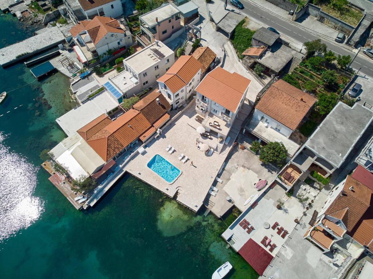 Apartments Tamaris Tivat Buitenkant foto