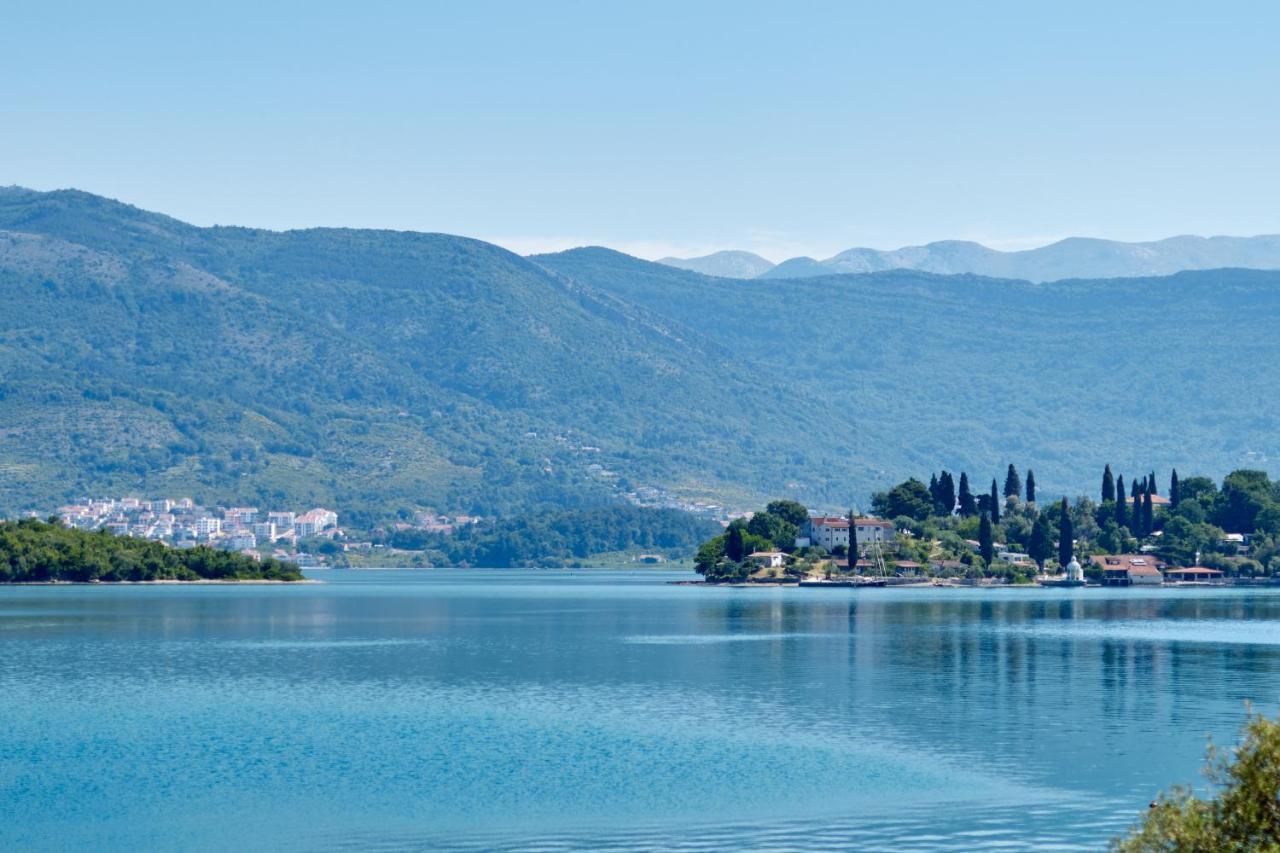 Apartments Tamaris Tivat Buitenkant foto